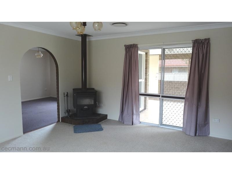 24 Burton Crescent, Stanthorpe QLD 4380