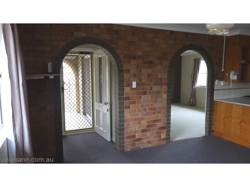 24 Burton Crescent, Stanthorpe QLD 4380