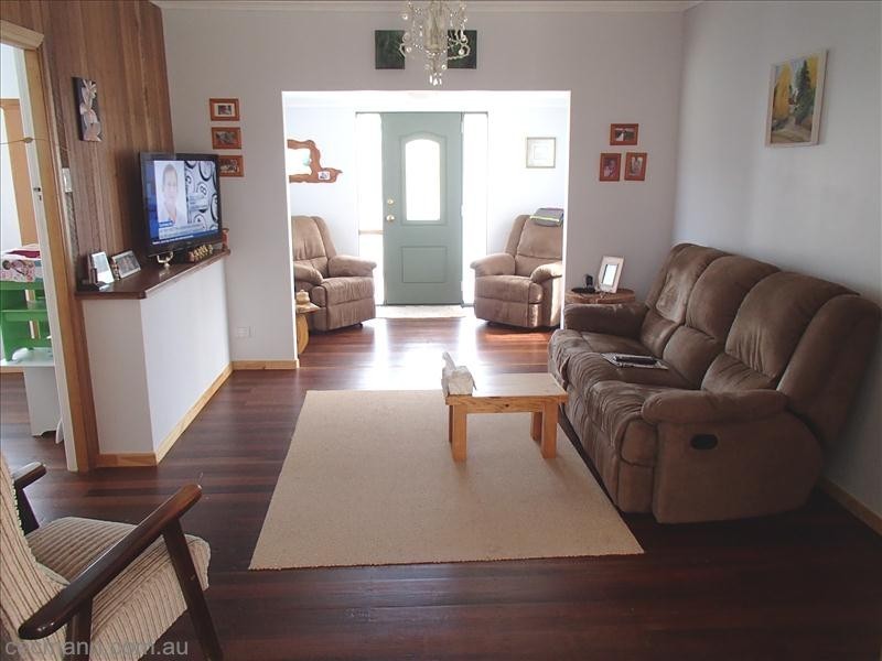 7 McGregor Tce, Stanthorpe QLD 4380