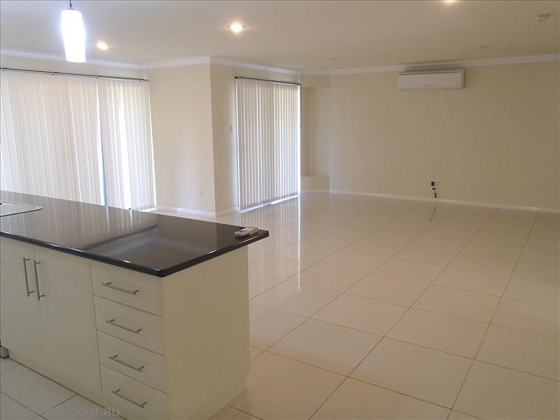 6 Sangricoli Court, Stanthorpe QLD 4380