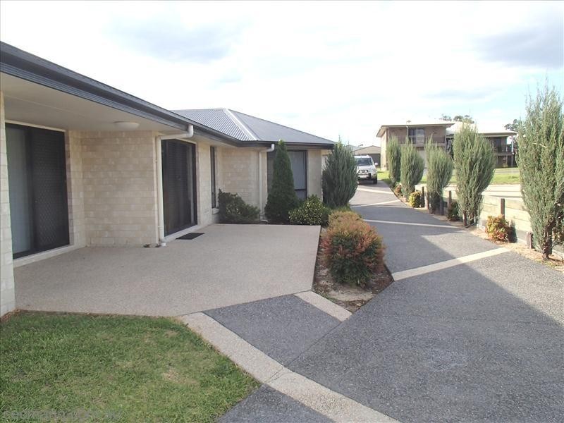 6 Sangricoli Court, Stanthorpe QLD 4380