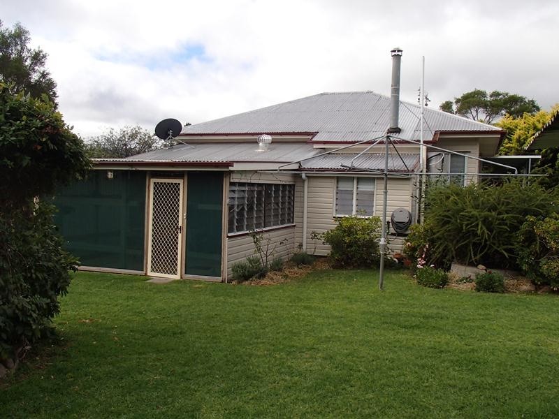 34 Glenlyon Street, Stanthorpe QLD 4380