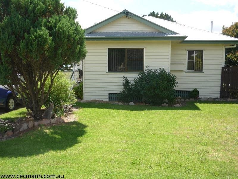9 Ferris Street, Stanthorpe QLD 4380