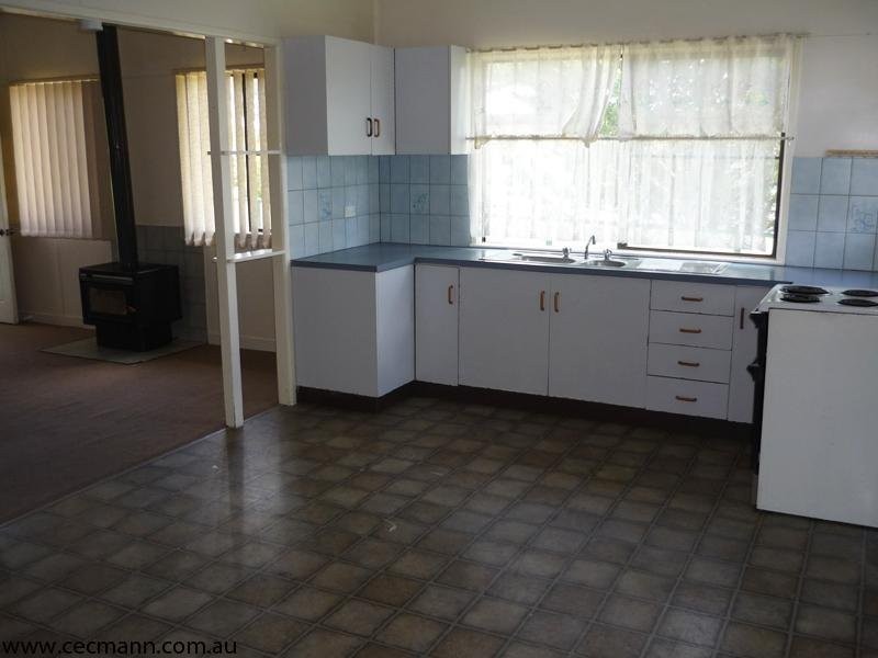 9 Ferris Street, Stanthorpe QLD 4380