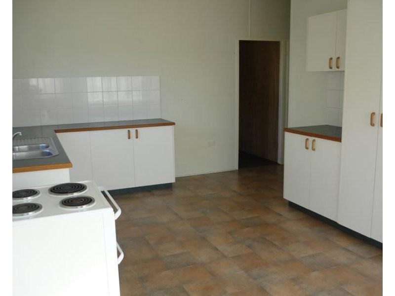 31 Denham Street, Stanthorpe QLD 4380