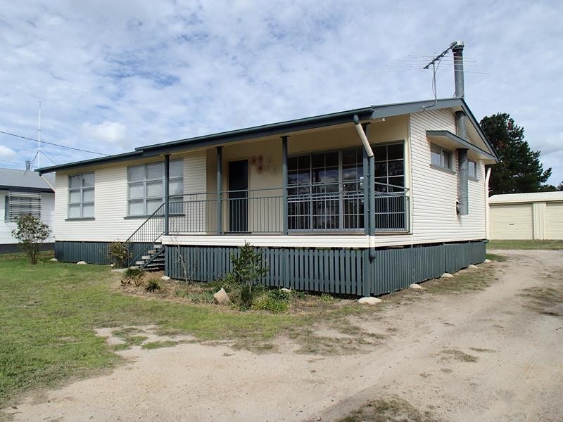 23 Church Road, Stanthorpe QLD 4380