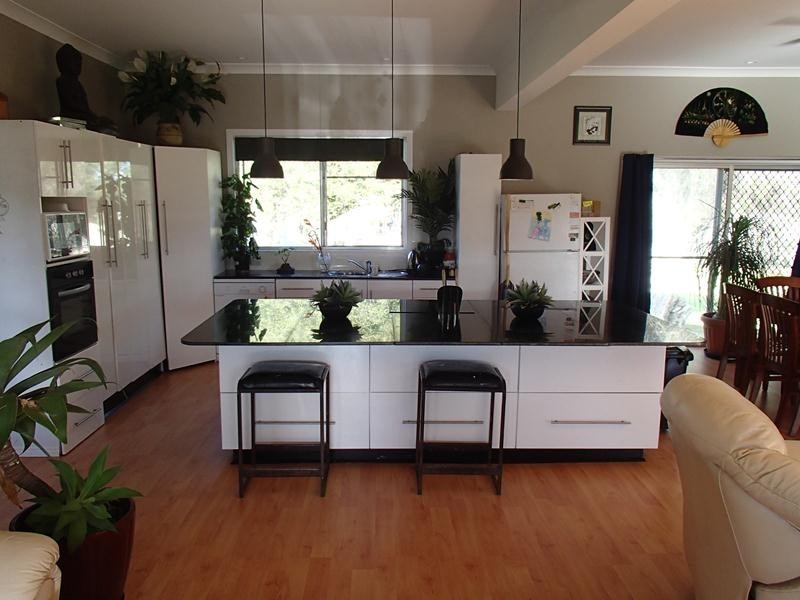 32 ROCKWELL, Wallangarra QLD 4383