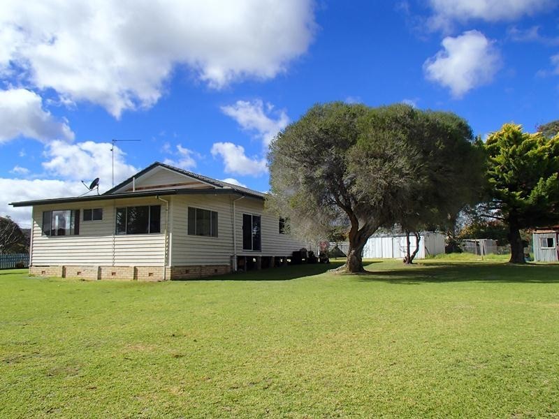 32 ROCKWELL, Wallangarra QLD 4383