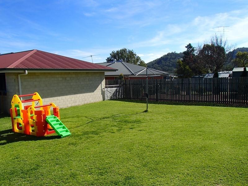 3 Barton, Stanthorpe QLD 4380