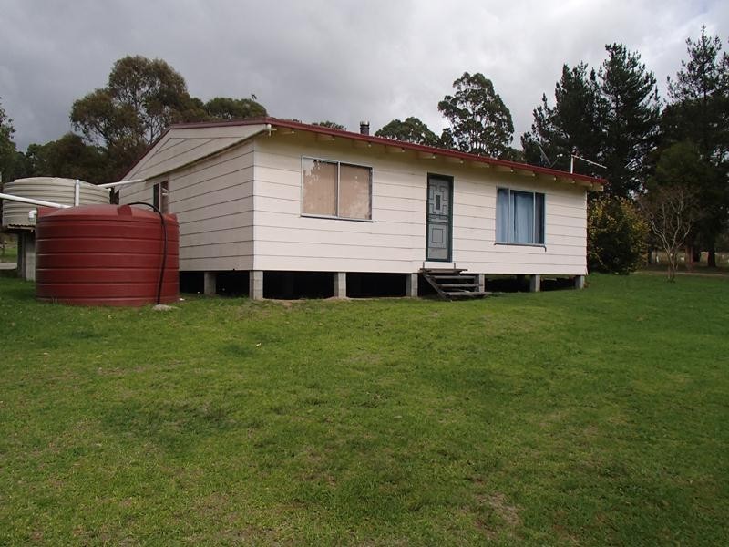 12 Nicholson Road, Stanthorpe QLD 4380