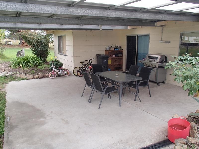 12 Nicholson Road, Stanthorpe QLD 4380