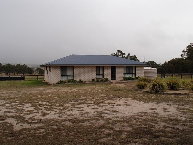 68 Clark Lane, Stanthorpe QLD 4380