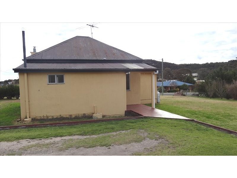 19 Marsh, Stanthorpe QLD 4380