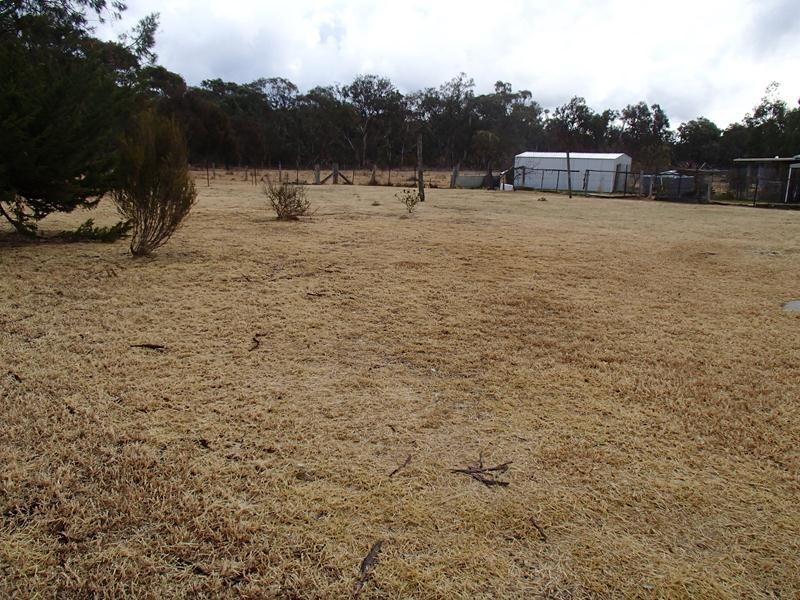 32 Merinda Street, Wallangarra QLD 4383