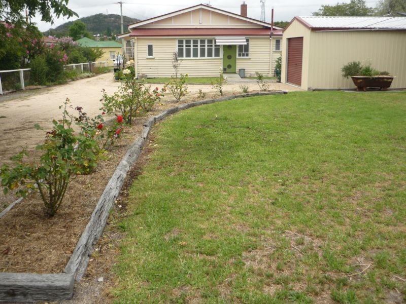 14 Archibald Street, Stanthorpe QLD 4380