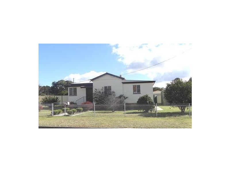 54 Symes Street, Stanthorpe QLD 4380