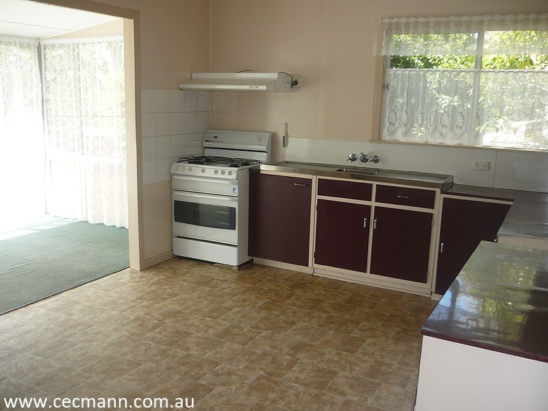 16 Greer Street, Stanthorpe QLD 4380