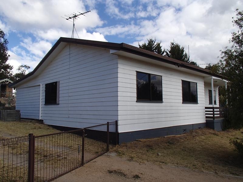 15 Pike Street, Stanthorpe QLD 4380