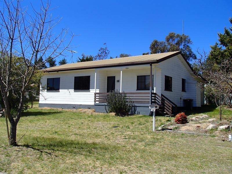 15 Pike Street, Stanthorpe QLD 4380