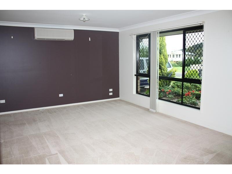 13 Fairway Crescent, Stanthorpe QLD 4380