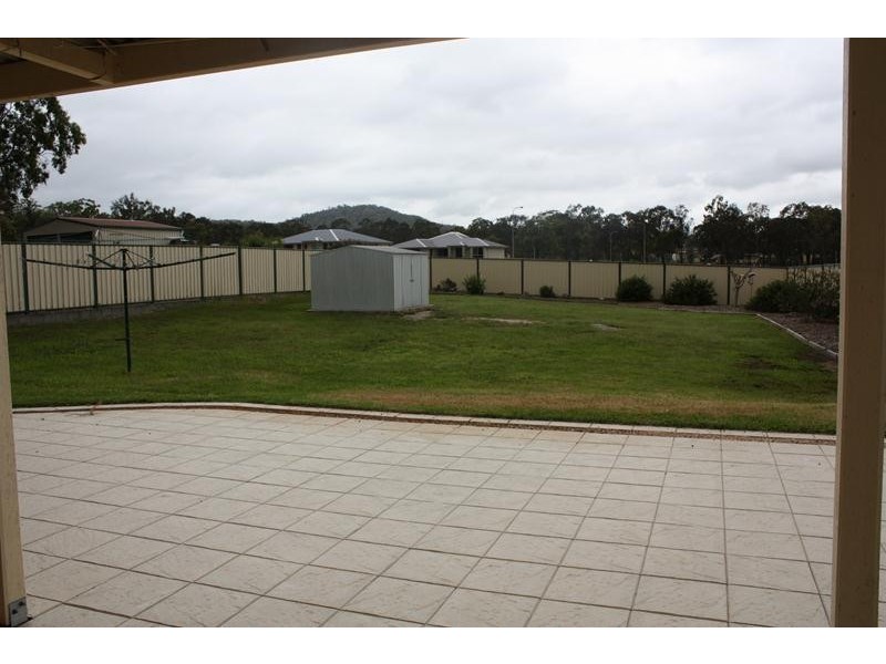 13 Fairway Crescent, Stanthorpe QLD 4380