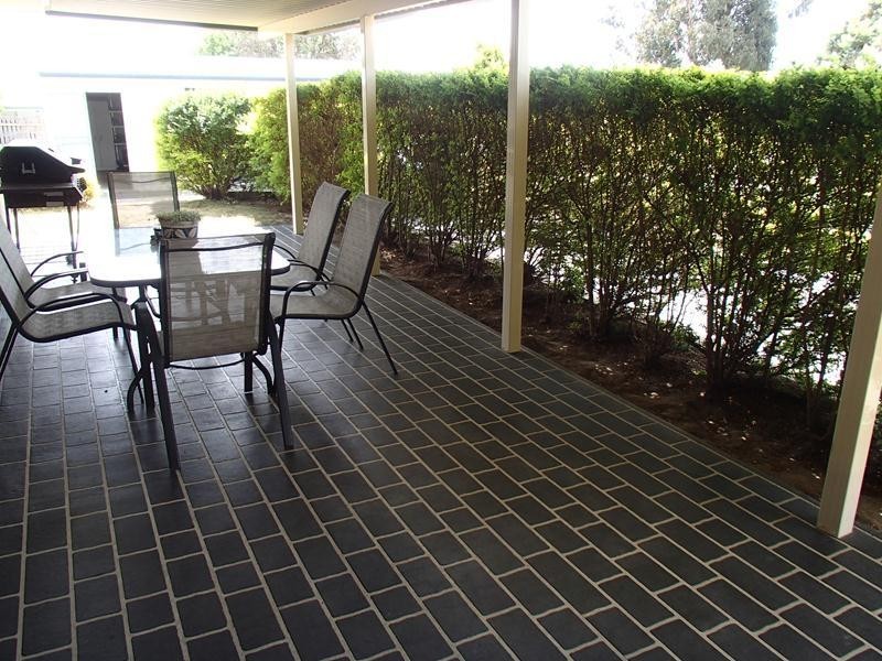 10 Barton Street, Stanthorpe QLD 4380