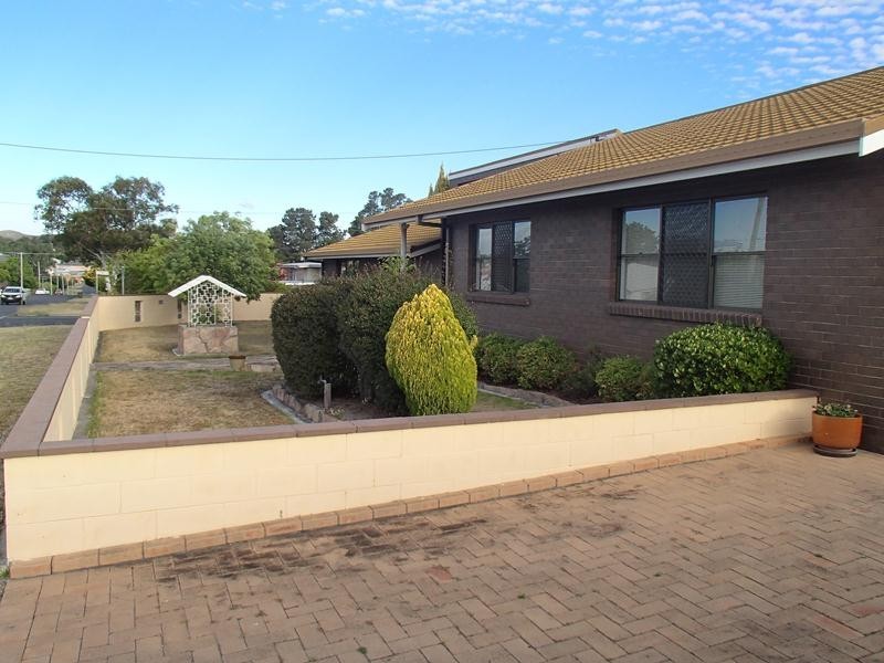 38 Symes Street, Stanthorpe QLD 4380