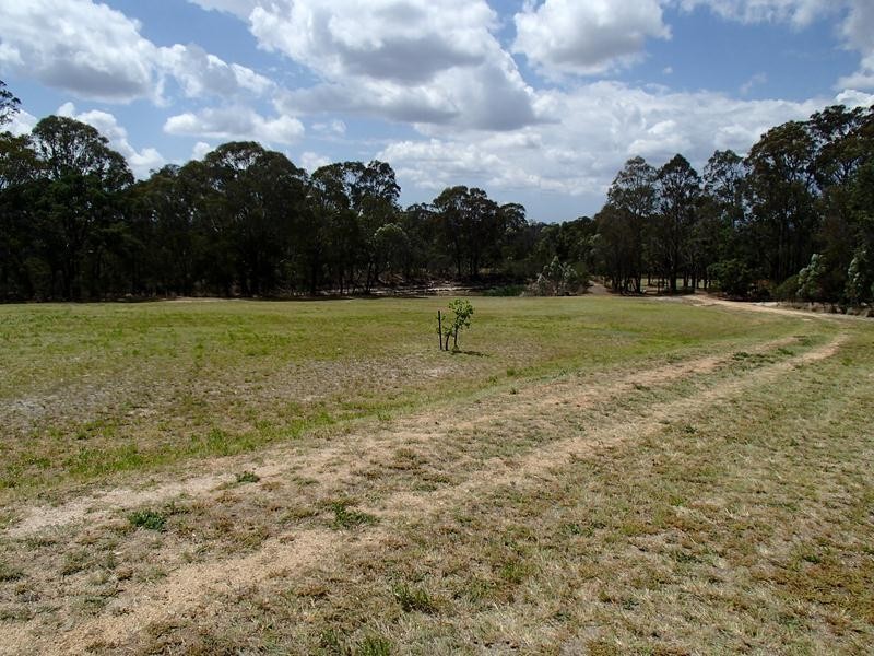 197 Bradley Lane, Stanthorpe QLD 4380