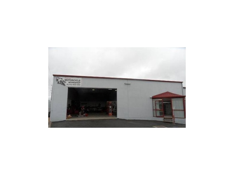 Unit 4/7 Reeves Road, Stanthorpe QLD 4380