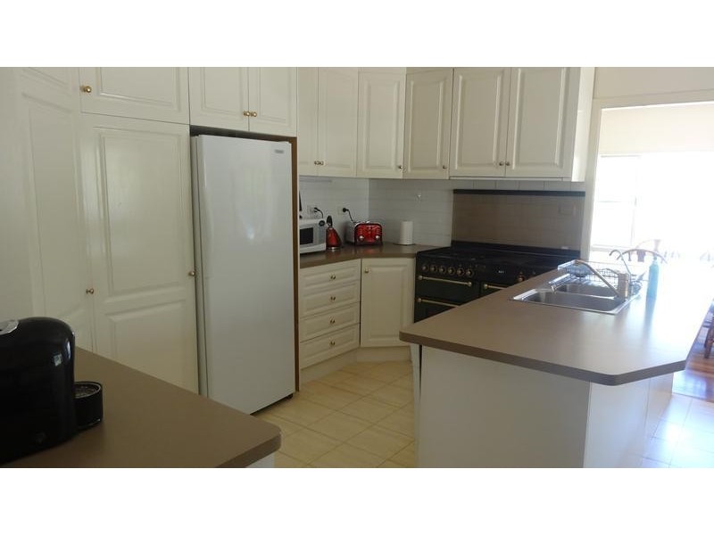 140 Limberlost Road, Stanthorpe QLD 4380