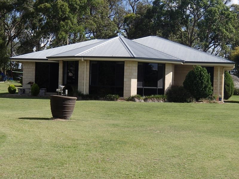 132 Pozieres School Road Pozieres, Stanthorpe QLD 4380