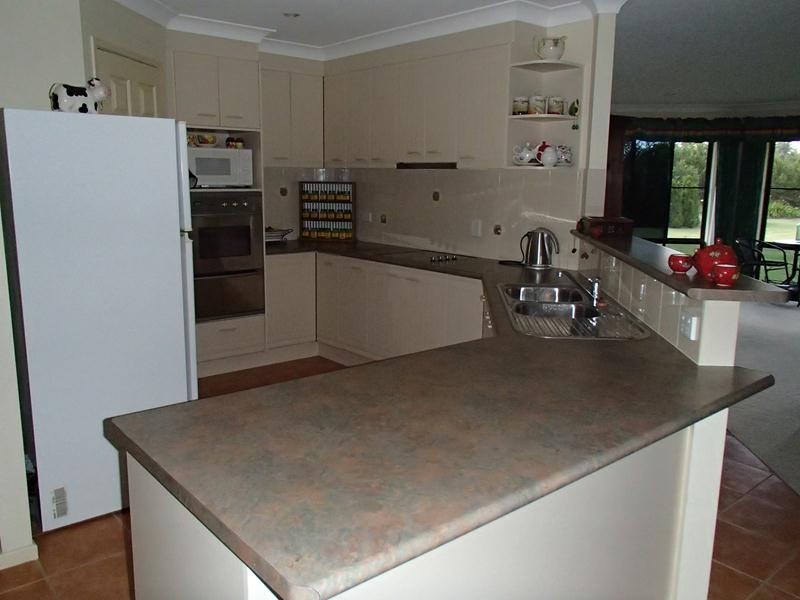 132 Pozieres School Road Pozieres, Stanthorpe QLD 4380