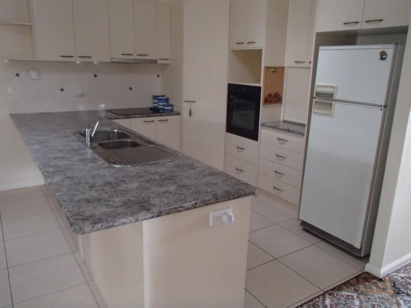 1/118 Sugarloaf road, Stanthorpe QLD 4380