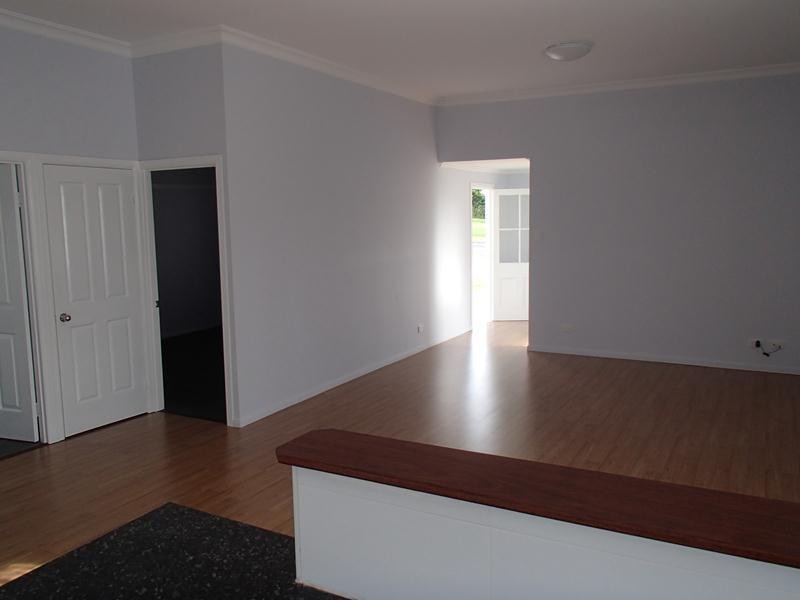 8 Connor Street, Stanthorpe QLD 4380