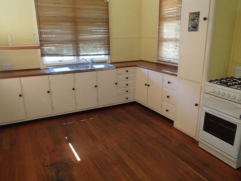 40 Matthew Street, Stanthorpe QLD 4380