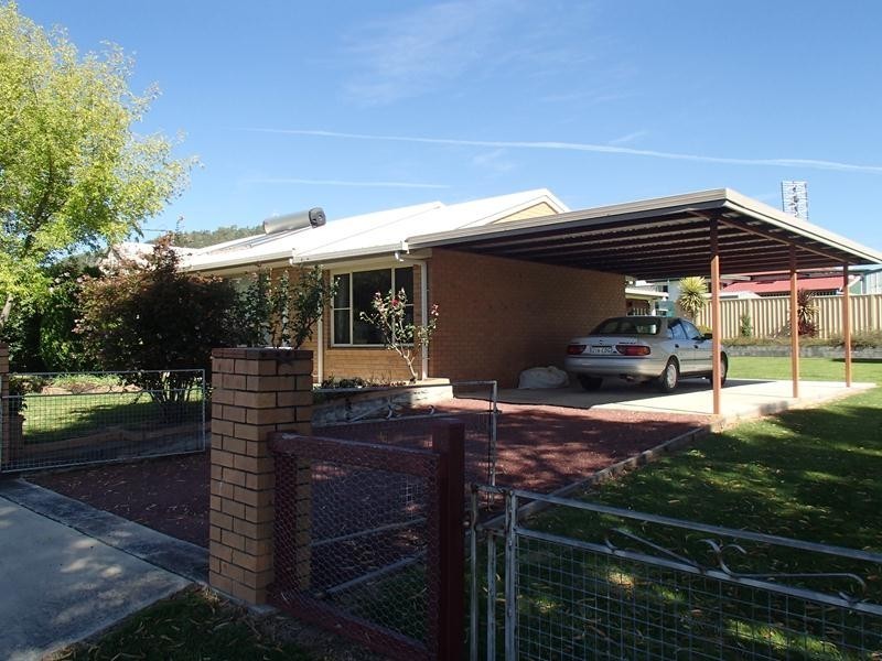 7 McLucas Lane, Stanthorpe QLD 4380