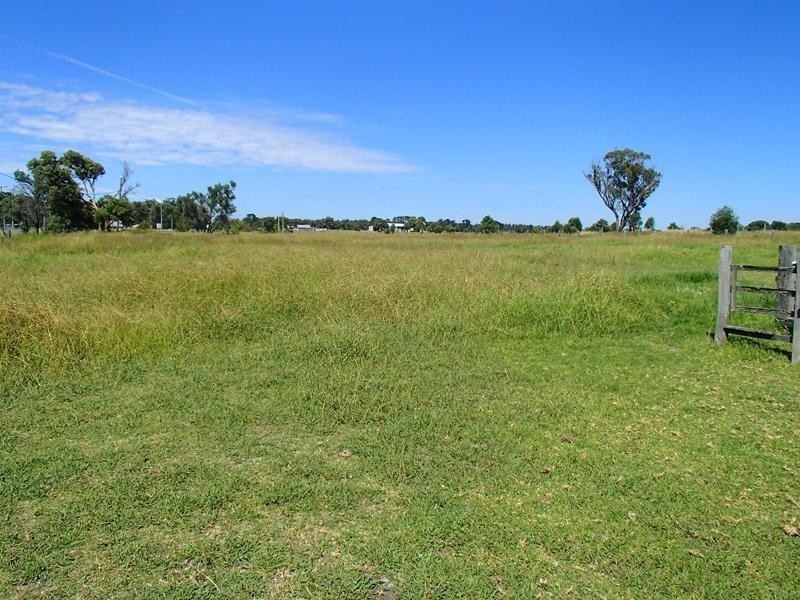 21 Straw Bale Lane, Stanthorpe QLD 4380