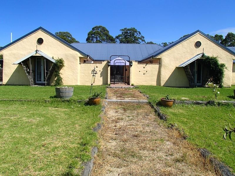 21 Straw Bale Lane, Stanthorpe QLD 4380