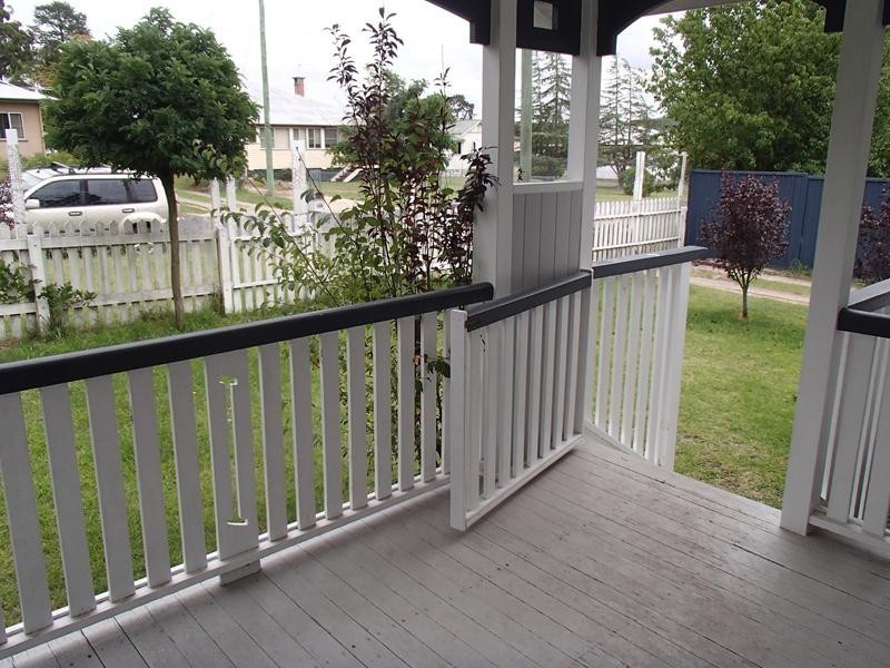 11 Lane Street, Stanthorpe QLD 4380