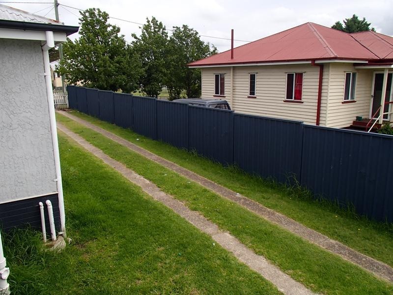 11 Lane Street, Stanthorpe QLD 4380