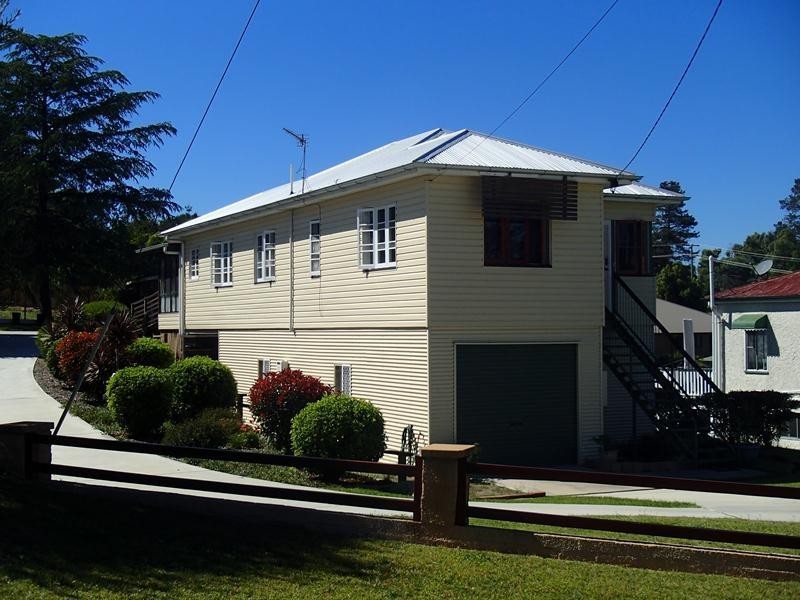 15 Tyrel Street, Stanthorpe QLD 4380