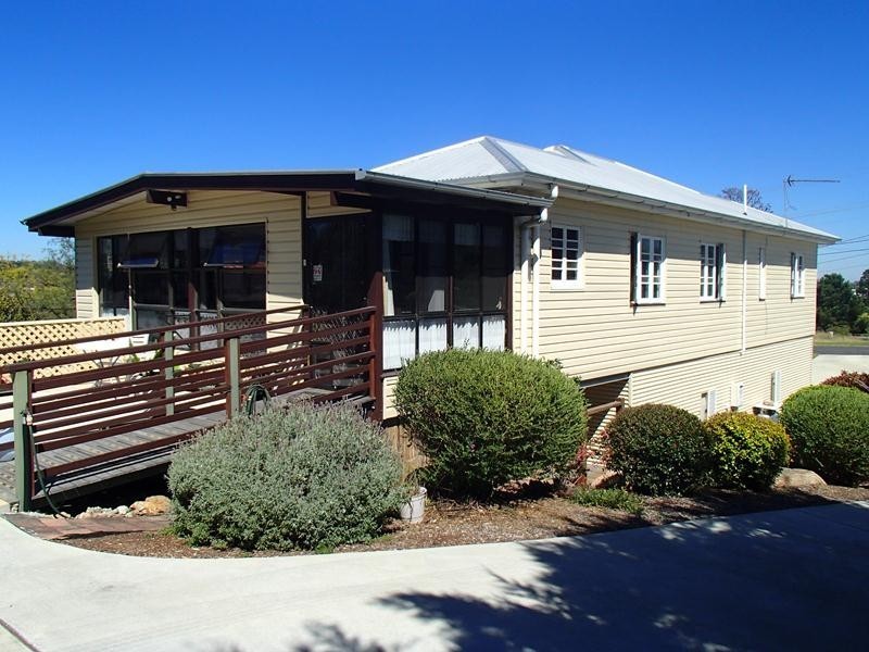 15 Tyrel Street, Stanthorpe QLD 4380