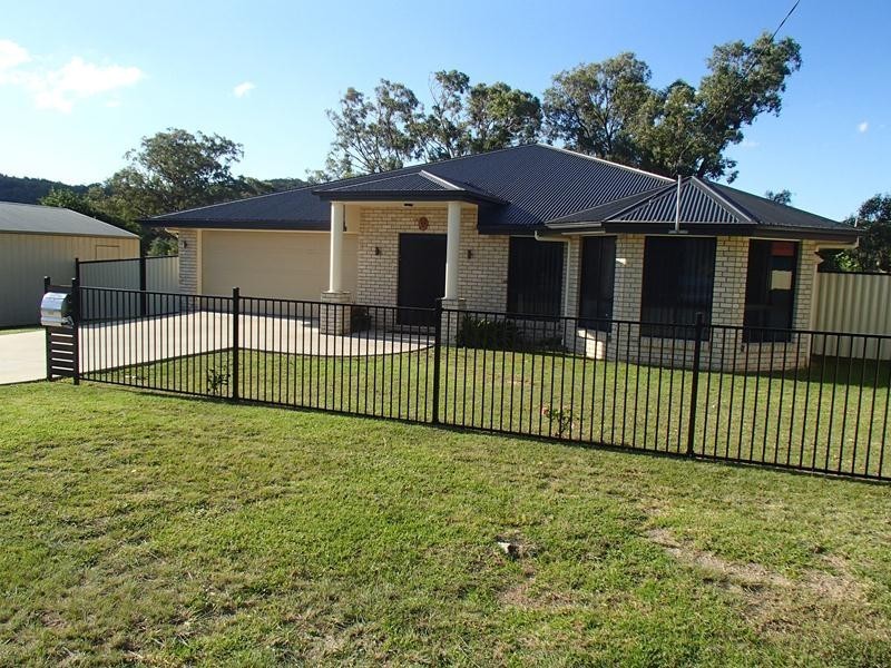 38 Harris Street, Stanthorpe QLD 4380