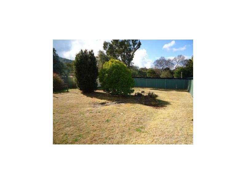 13 Belwood Street, Stanthorpe QLD 4380