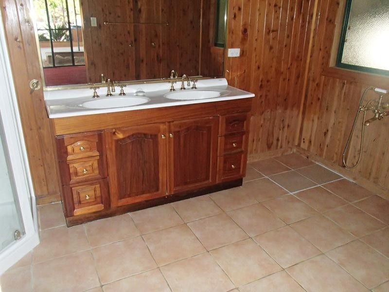 81 Folkestone Street, Stanthorpe QLD 4380