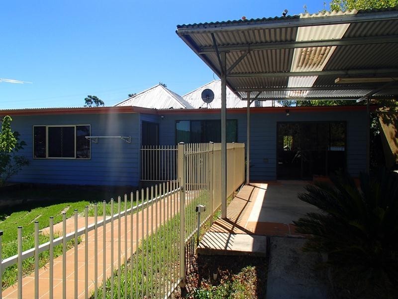 81 Folkestone Street, Stanthorpe QLD 4380