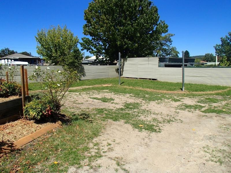 81 Folkestone Street, Stanthorpe QLD 4380