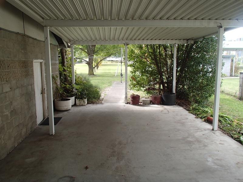 16 Wolfram Street, Stanthorpe QLD 4380