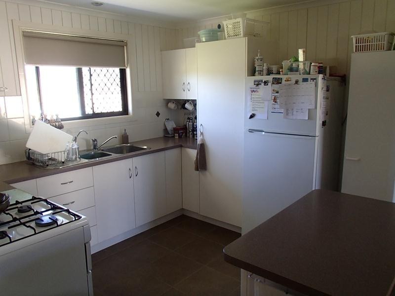 813 Rabbit Fence Road, Stanthorpe QLD 4380