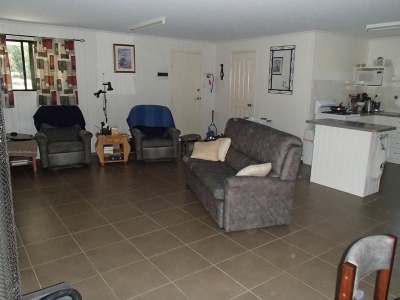 813 Rabbit Fence Road, Stanthorpe QLD 4380